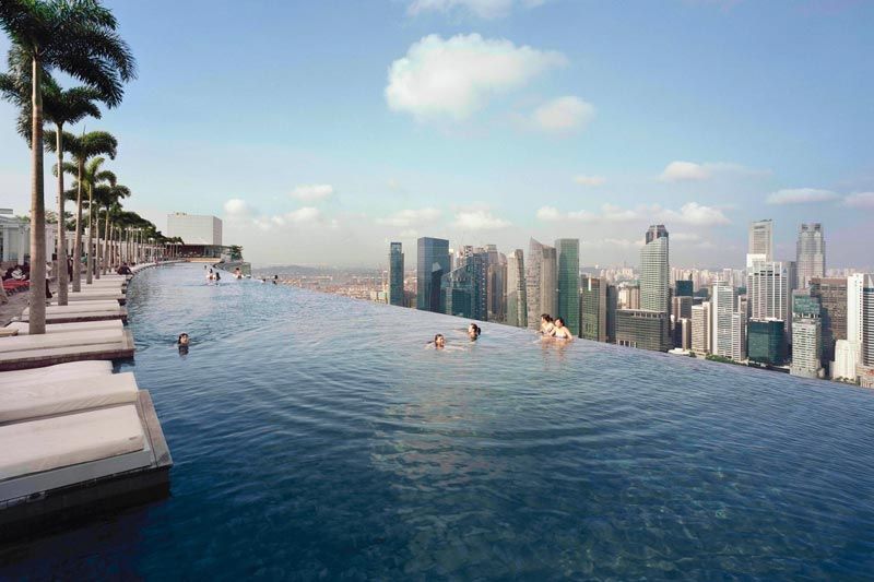 Bể bơi vô cực ở khách sạn Marina Bay Sands, Singapore