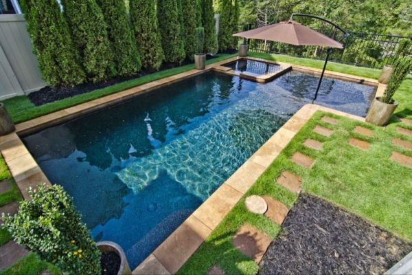 Ảnh hưởng của khí hậu Việt Nam đến tuổi thọ hồ bơi